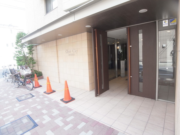【クレアシティ根岸】エントランス外観 【クレアシティ根岸】エントランス外観