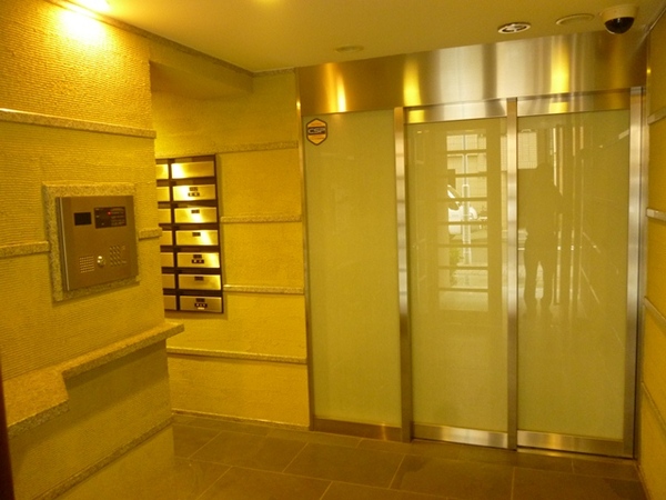 【アスコットパーク新御徒町】エントランス１