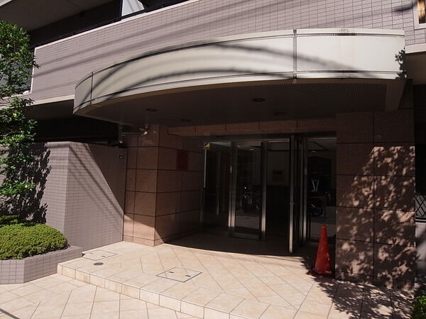 【クレアシティ菊川】エントランス