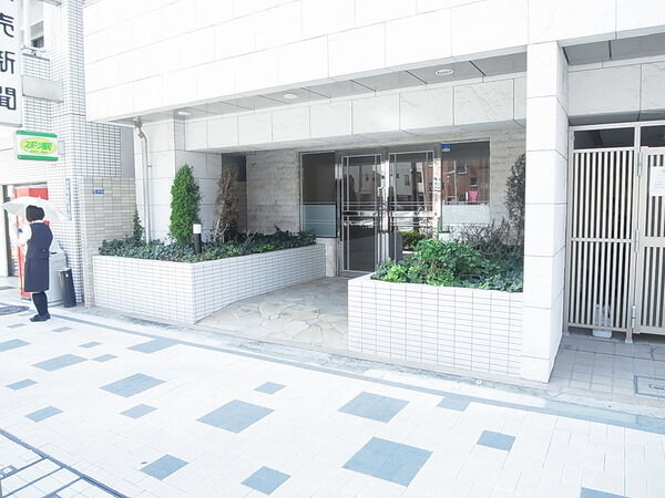 【ドマーニ両国Ⅲ】エントランス