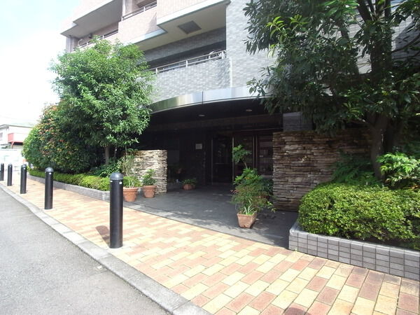 【クラーク大井町エターナルコート】外観 【クラーク大井町エターナルコート】外観