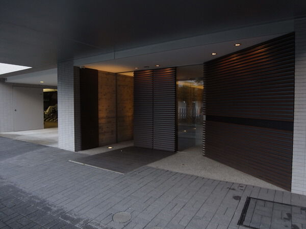 【ミュゼ・ダール御殿山】エントランス 【ミュゼ・ダール御殿山】エントランス