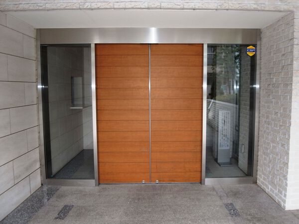 【コンフォルテハイム西小山】エントランス 【コンフォルテハイム西小山】エントランス