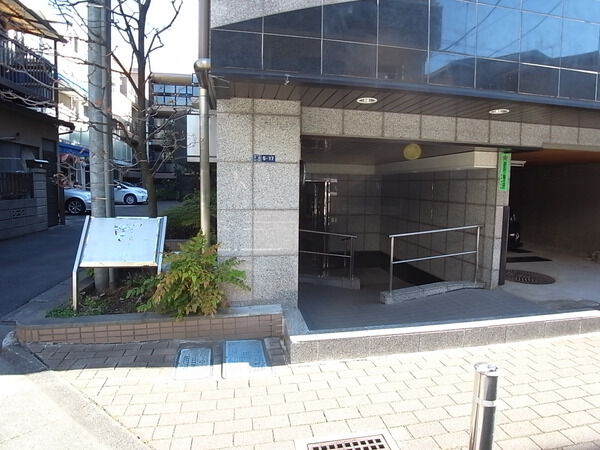 【マイキャッスル戸越公園Ⅱ】エントランス