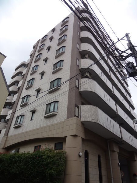 【ライオンズヴィアーレ荏原中延】外観