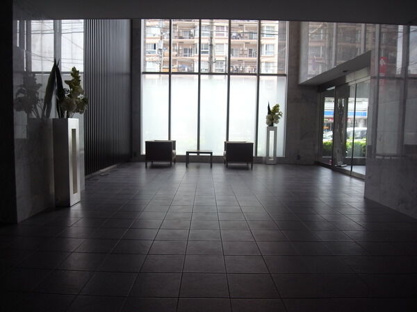 【シティハウス東大井】エントランスホール