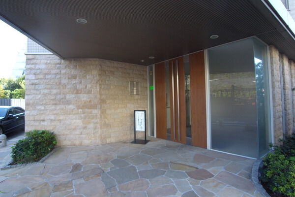 【ガーデンホーム品川シーサイド】エントランス