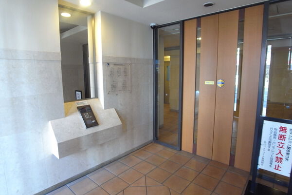 【ナイスアーバン品川ベイアリーナ】エントランス