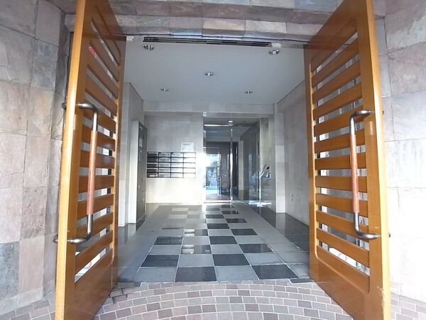 【クオリティコート荏原中延】エントランスホール 【クオリティコート荏原中延】エントランスホール