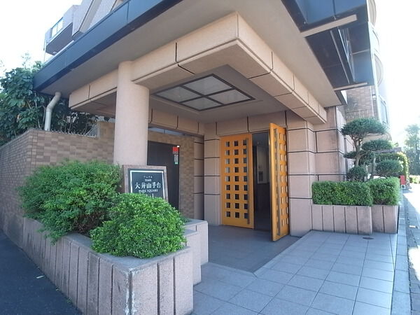 【フェイム大井山手台パークスクエア】エントランス