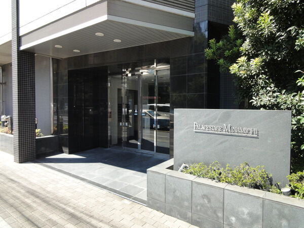 【日神パレステージ南大井】エントランス1