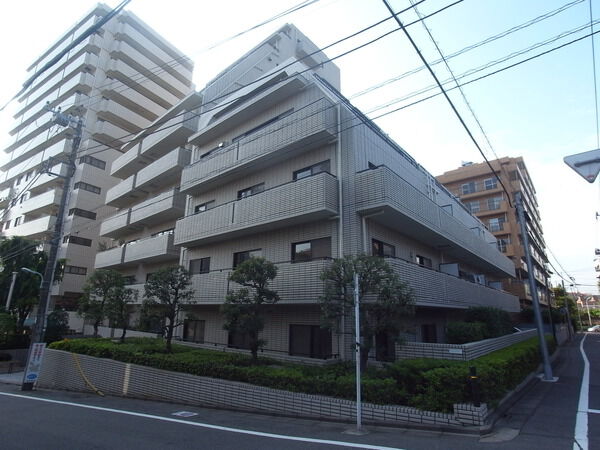 【ロイヤルハウス都立大学】外観