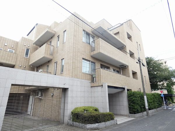 碑文谷ヒルズいしぶみ桜通り