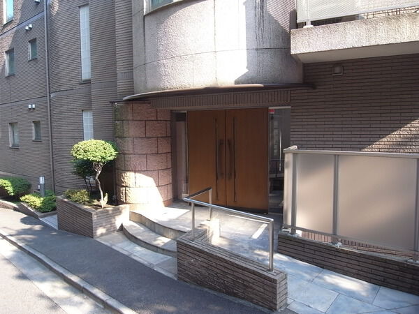 【セーナ山王】エントランス 【セーナ山王】エントランス