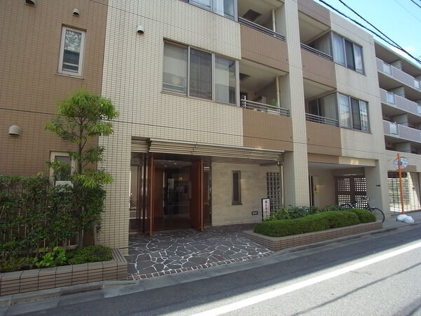 【リベール多摩川】エントランス 【リベール多摩川】エントランス