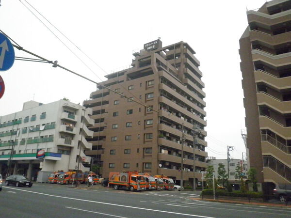 【グランイーグル多摩川Ⅲ】建物外観