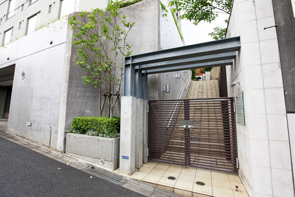 【ラアトレ田園調布】アプローチ 【ラアトレ田園調布】アプローチ