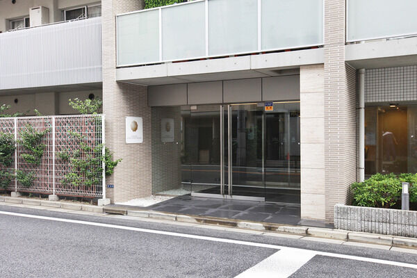 【シュロス田園調布南】エントランス