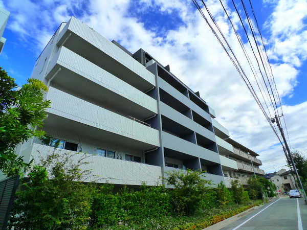 【プラネスーペリア経堂赤堤】外観