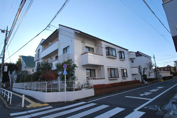 【梅ヶ丘ヒルズ】外観２