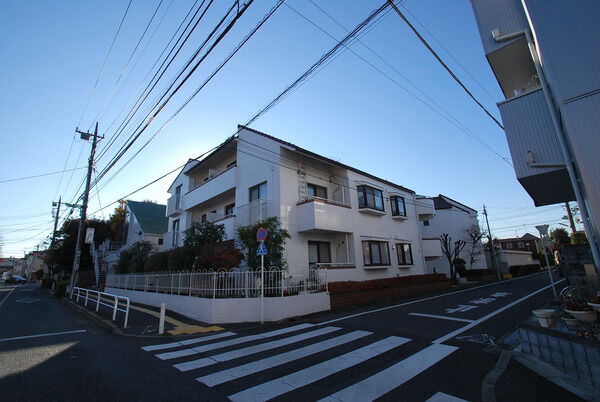 【梅ヶ丘ヒルズ】外観３