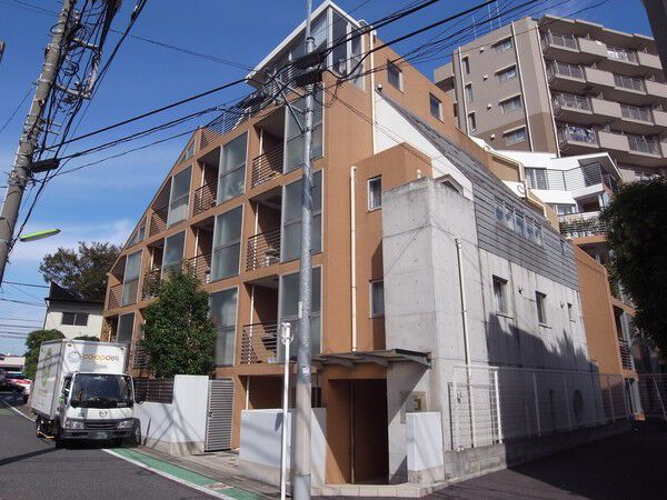 【トゥールロワイヤルエルモア上北沢】外観