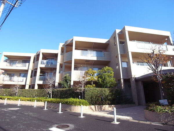 【レクセルマンション喜多見】外観