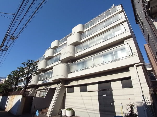 駒沢不二ロイヤルハイツ