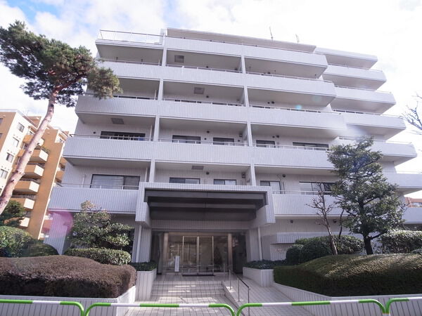 成城ガーデンホームズ