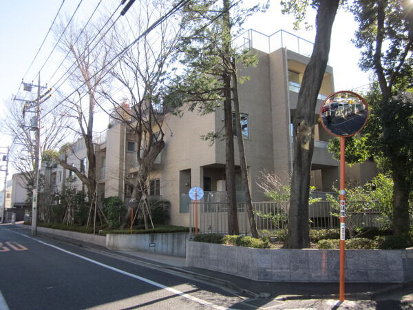 【ロイヤルシーズン瀬田】外観