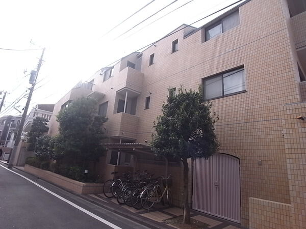 【ソフィア太子堂】外観