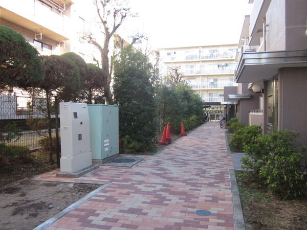 【パークハウス二子玉川】敷地内