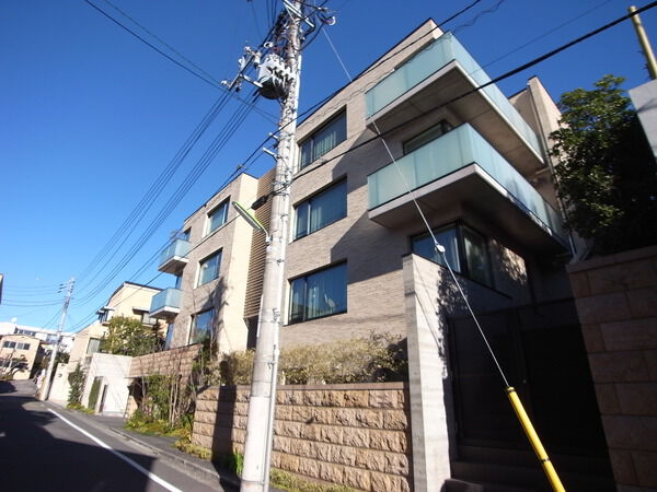 【グランドメゾン代沢】外観２