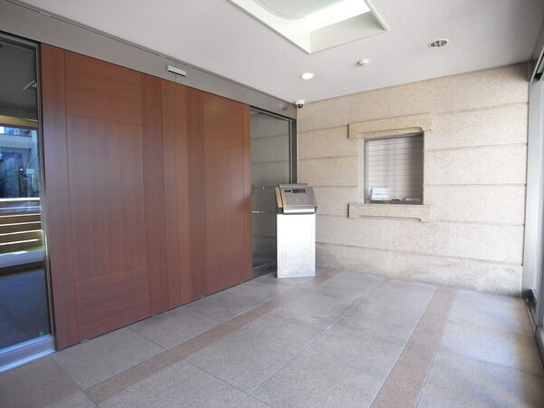 【びゅう代沢ヒルズ】エントランス