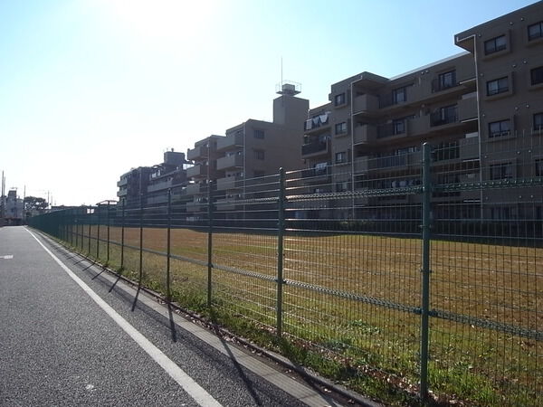 【コスモ千歳台】前面道路