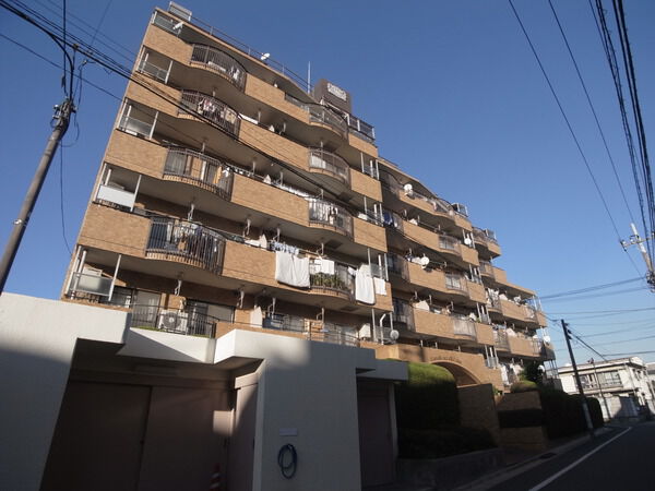 【ライオンズマンション馬事公苑】外観写真 【ライオンズマンション馬事公苑】外観写真