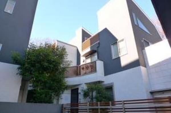 【サンアリーナ等々力デュアル】エントランス