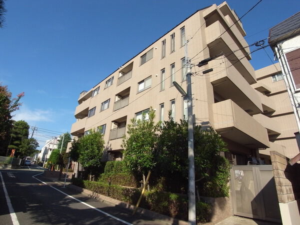 【クレッセント尾山台レジデンス】外観