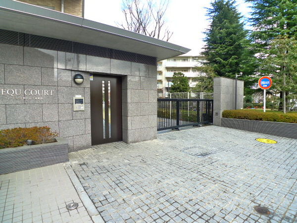 【ヴィークコート世田谷千歳船橋】入口