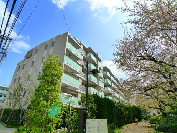 【BELISTA千歳船橋】外観