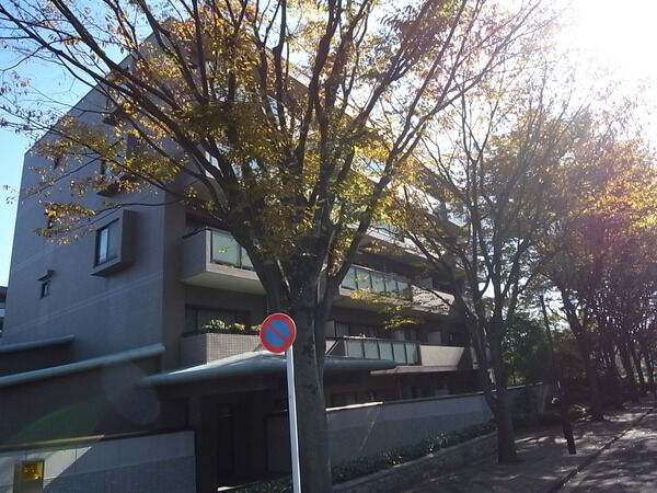 【ヴェーゼント芦花公園】マンション外観2 【ヴェーゼント芦花公園】マンション外観2