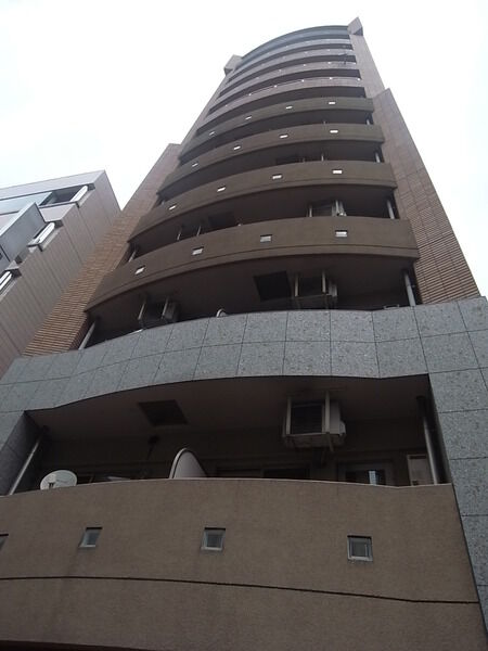 【ジェイパーク渋谷イーストスクエア】そびえ立つマンション