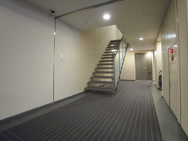 【グランブルー鷺ノ宮】共用廊下