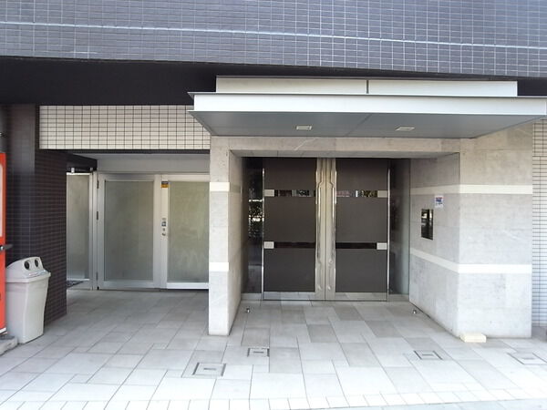 【アクサス中野】エントランス