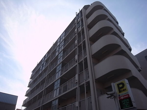 【ベルエア新高円寺】外観写真