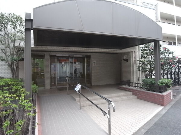 【シャンボール高円寺駅前】エントランス 【シャンボール高円寺駅前】エントランス