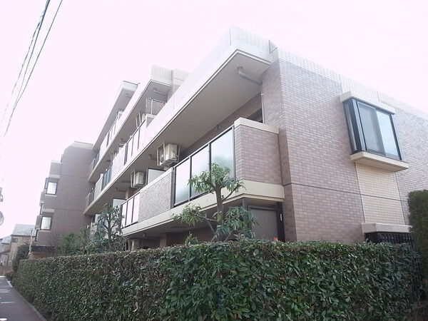 【ライオンズマンション中野桃園】外観写真 【ライオンズマンション中野桃園】外観写真