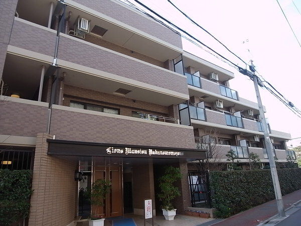 【ライオンズマンション中野桃園】外観写真 【ライオンズマンション中野桃園】外観写真