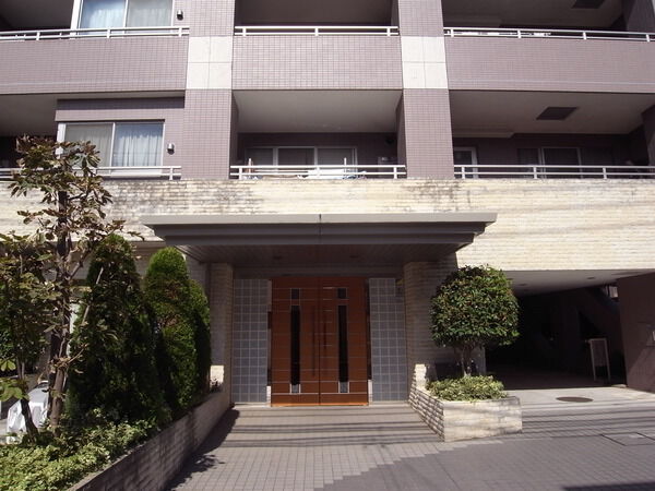 【クレアシティ上北沢ラフィール】エントランス 【クレアシティ上北沢ラフィール】エントランス