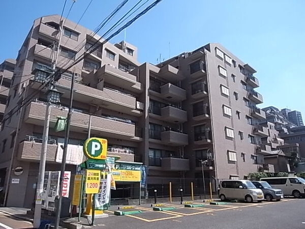 【コスモ東高円寺ロイヤルフォルム】外観１